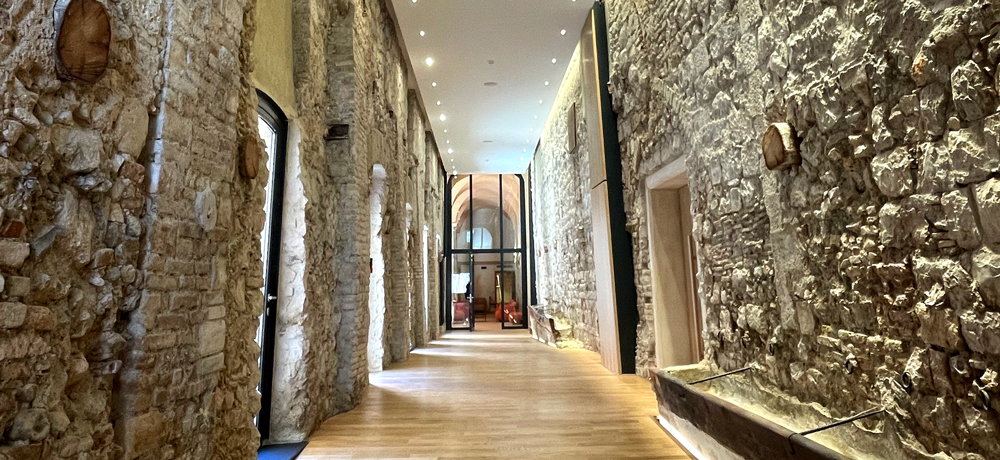 Visite de la salle des Franciscains