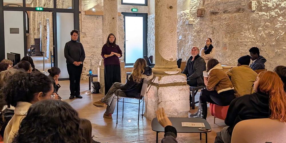 Un théâtre solidaire